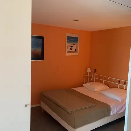 Appartement **appartement T2 Vue En Centre Avec Balcon, Parking Et Wifi A Arcachon** - Fr-1-374-51 *