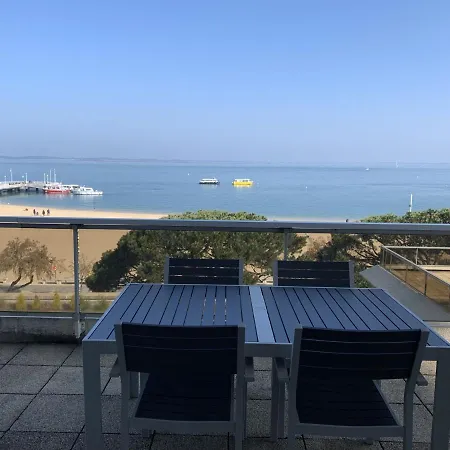T2 Au Centre D'arcachon Avec Balcon Vue Bassin Et Parking